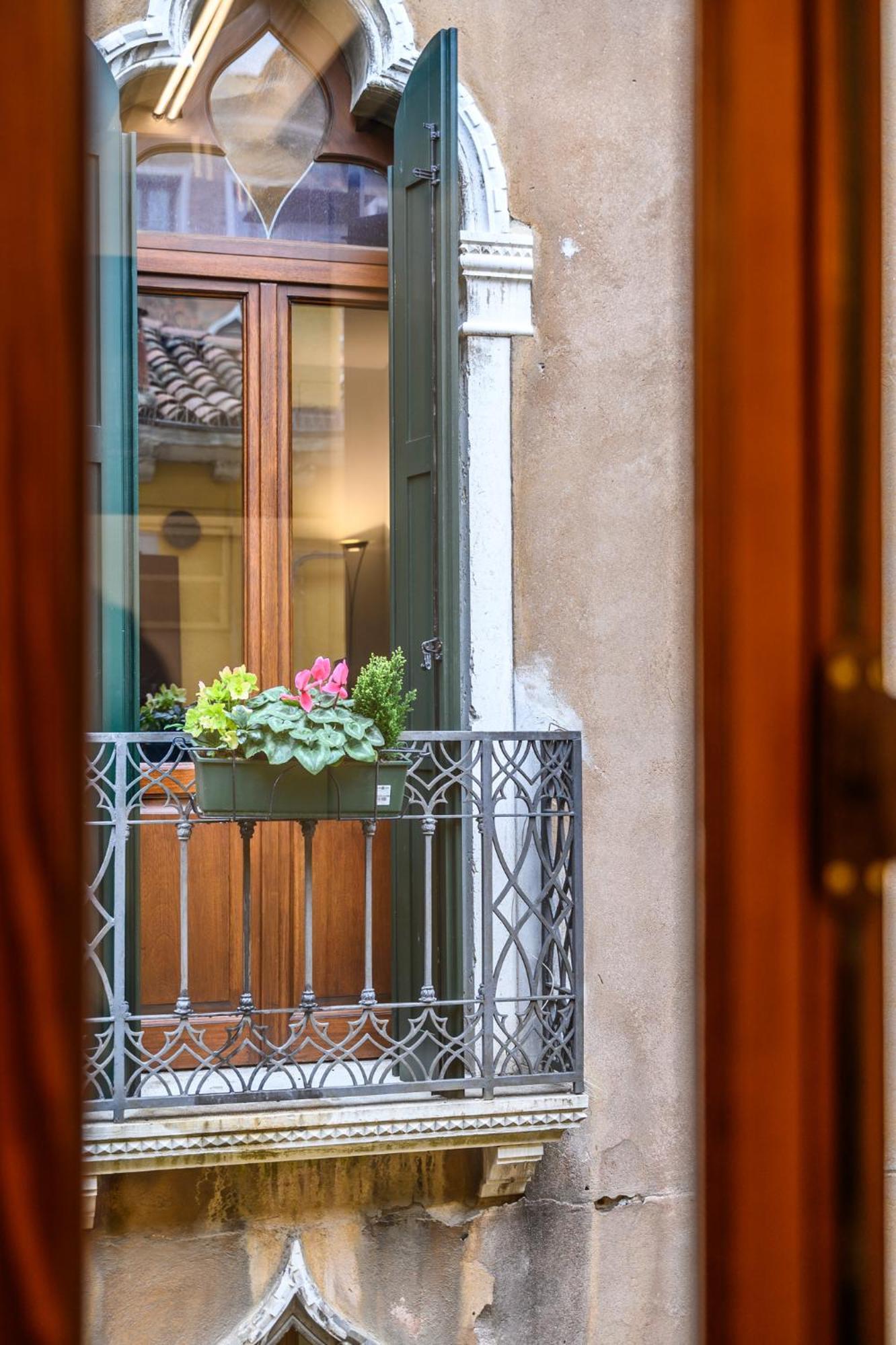 Apartmán Ca Rialto 4122 - Luxury Terrace Benátky Exteriér fotografie